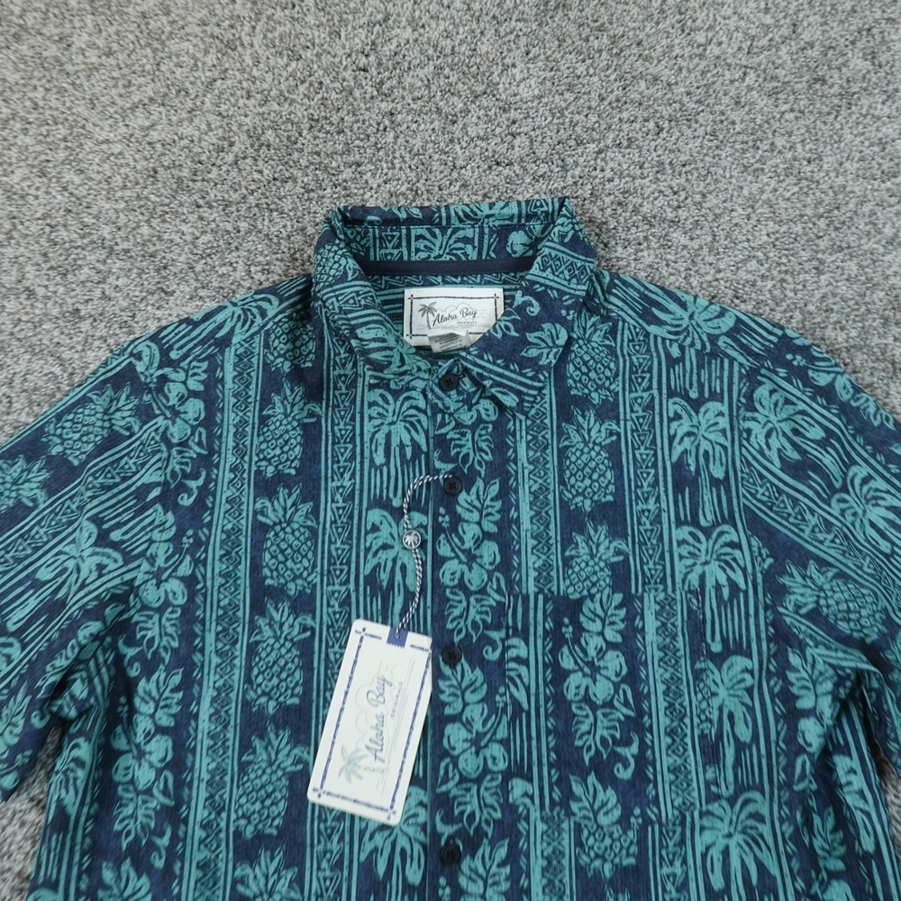 NEW Aloha Bay Shirt Mens S Blue Tropical Hawaiian Tiki Floral Palm Pineapple Top